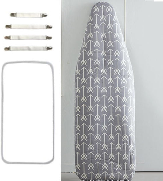 Cette planche de table dispose d'une partie textile en coton et d'un format compact