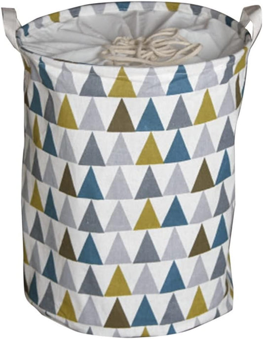 Choisissez ce panier a linge qui se replie apres usage en coloris gris et blanc