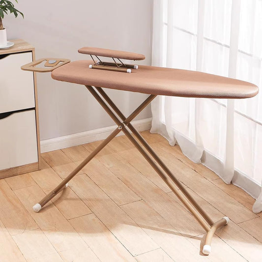 Cette planche de table comprend un format compact avec une hauteur reglable